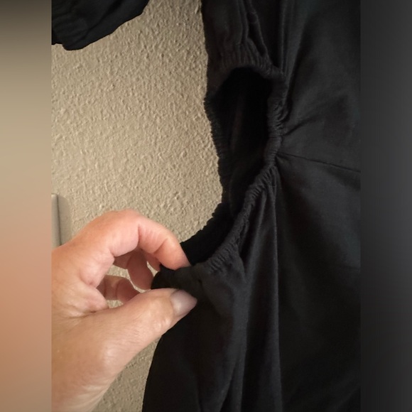 A9 - 480 NWT Vestique Harper black mini dress cutout sides size large - Picture 7 of 8